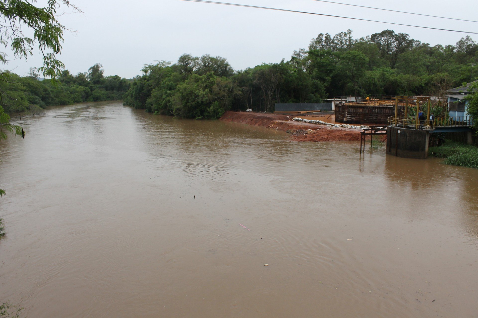 Rio dos Sinos chega a 6 29 metros mas não há risco de enchente Rio