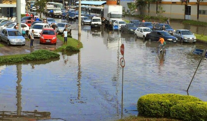 Chuva Localizada Provoca Alagamentos E Transtornos Em Porto Alegre Chuva Localizada Provoca 