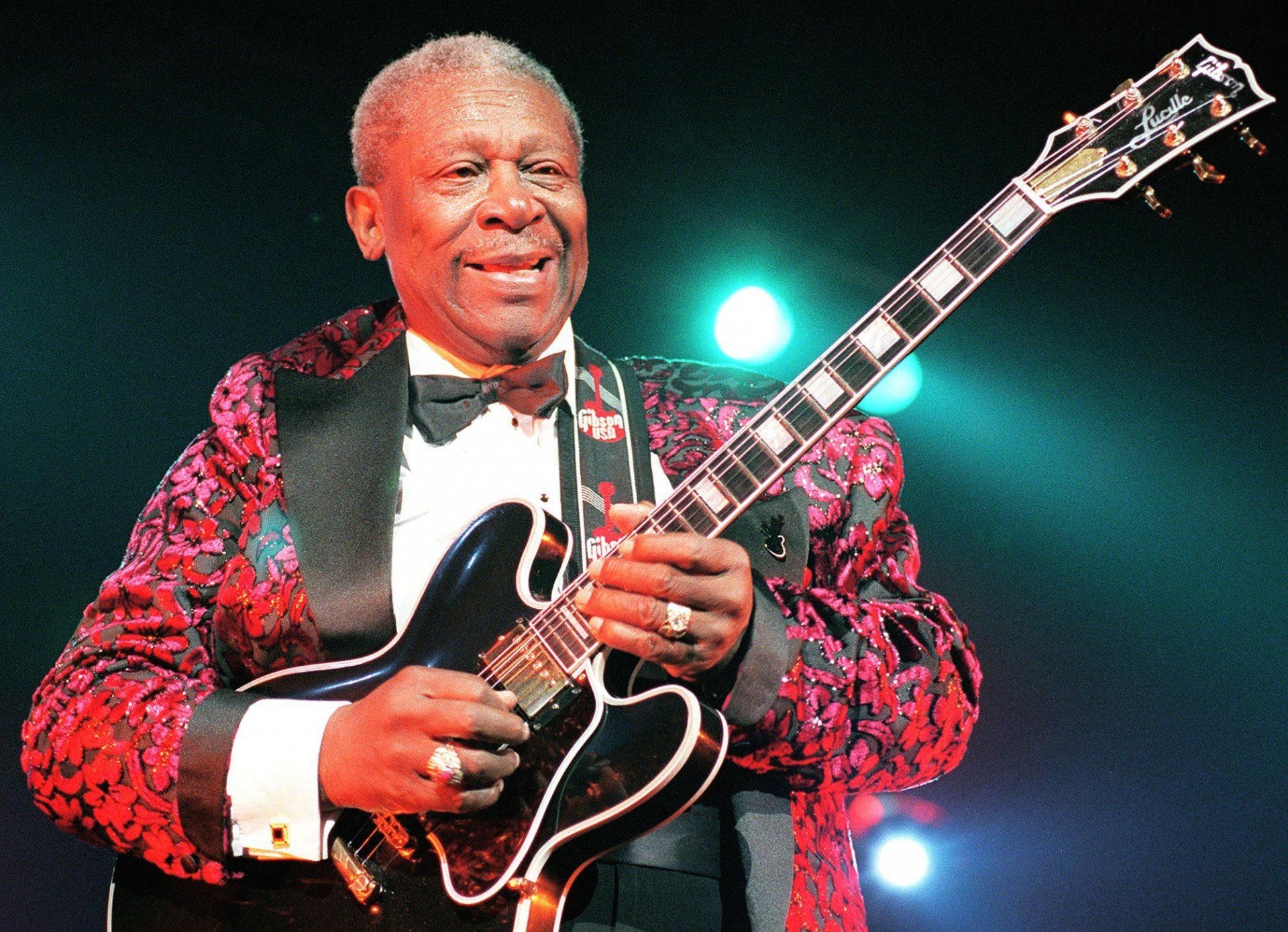 Morre Aos 89 Anos O Guitarrista E Compositor B.B. King - Morre Aos 89 ...