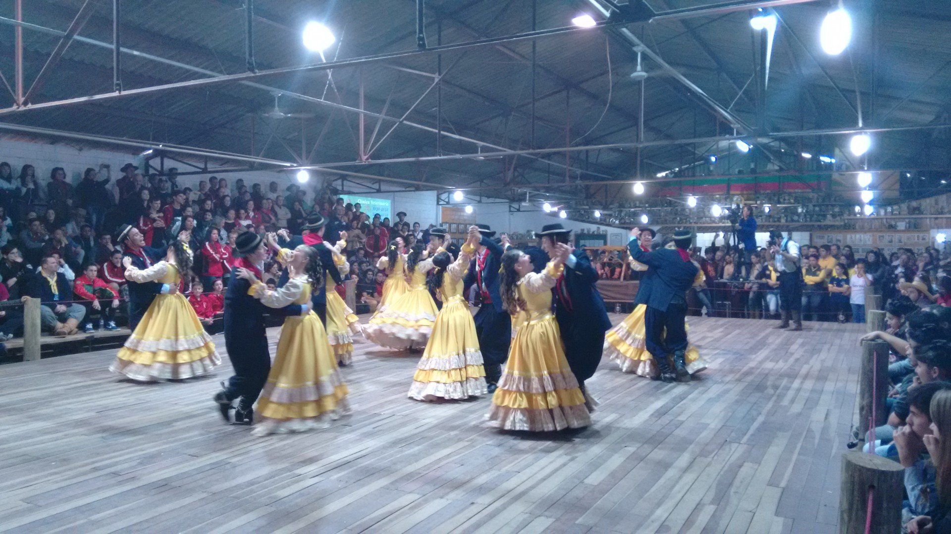 Sarau reúne o que há de melhor da cultura gaúcha Sarau reúne o que há