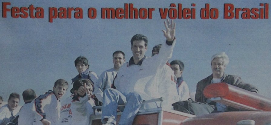 No dia 22 de abril de 1999, a foto da chegada e o desfile no caminhão do Corpo de Bombeiros foi publicada no Diário de Canoas
