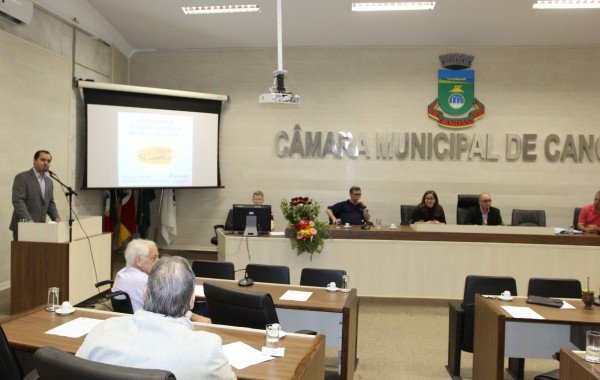 Câmara de Canoas. Dia do Xis.
