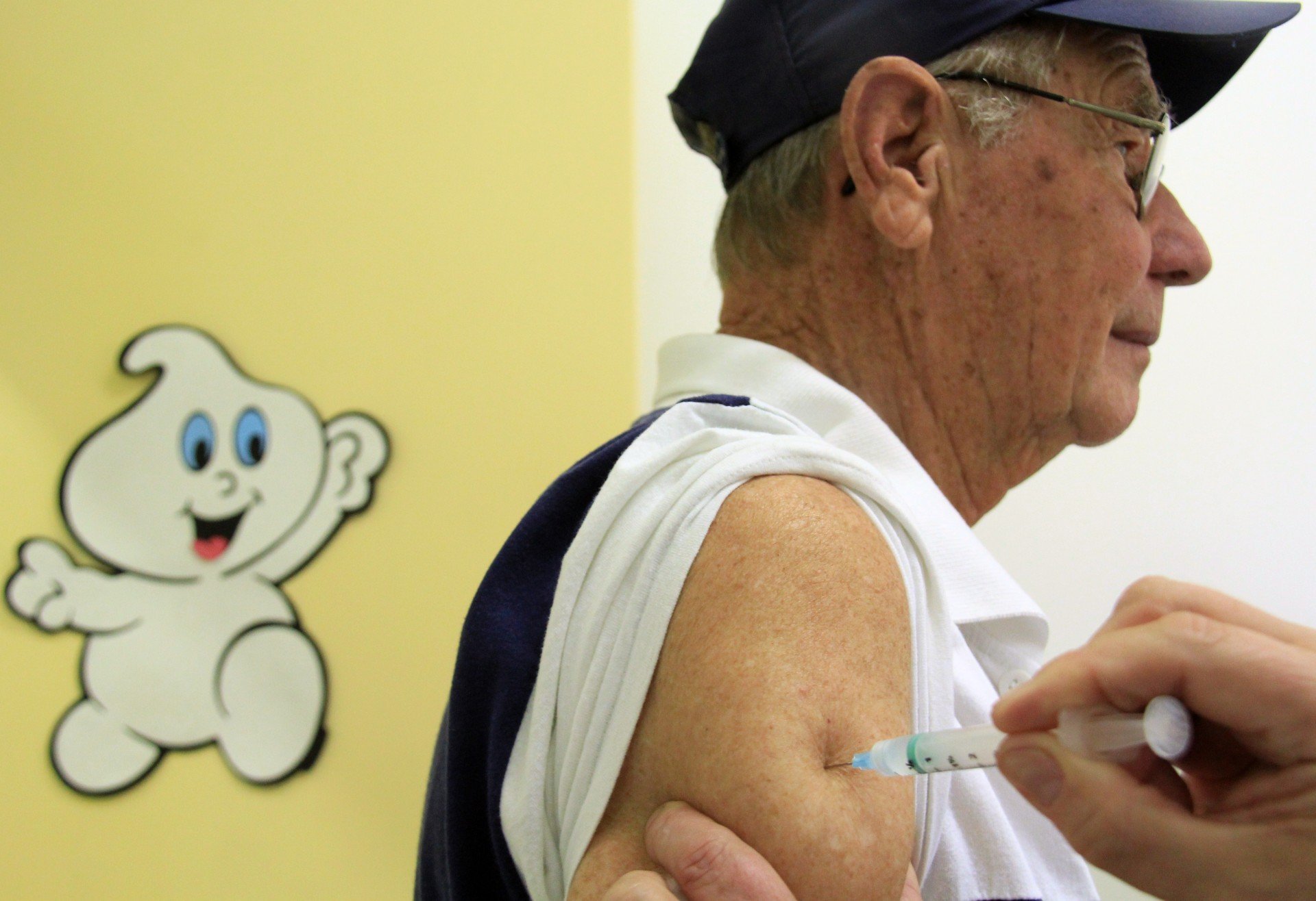 Vacinação no Rio Grande do Sul não supera meta; ainda há doses ... - Jornal NH (liberação de imprensa) (Assinatura) (Blogue)