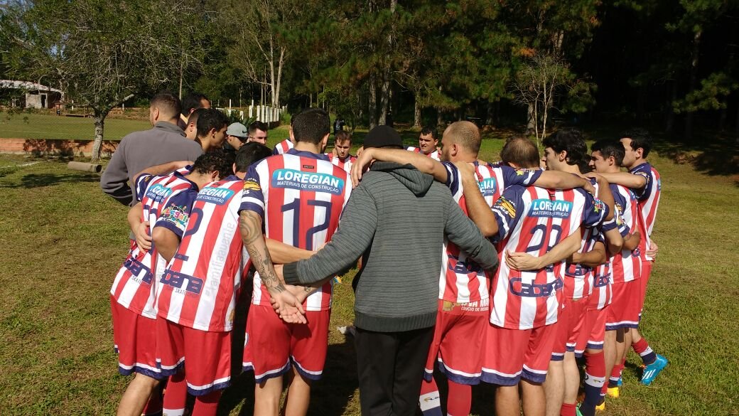 Esporte em Gravataí: Paladino campeão de voleibol em Porto Alegre