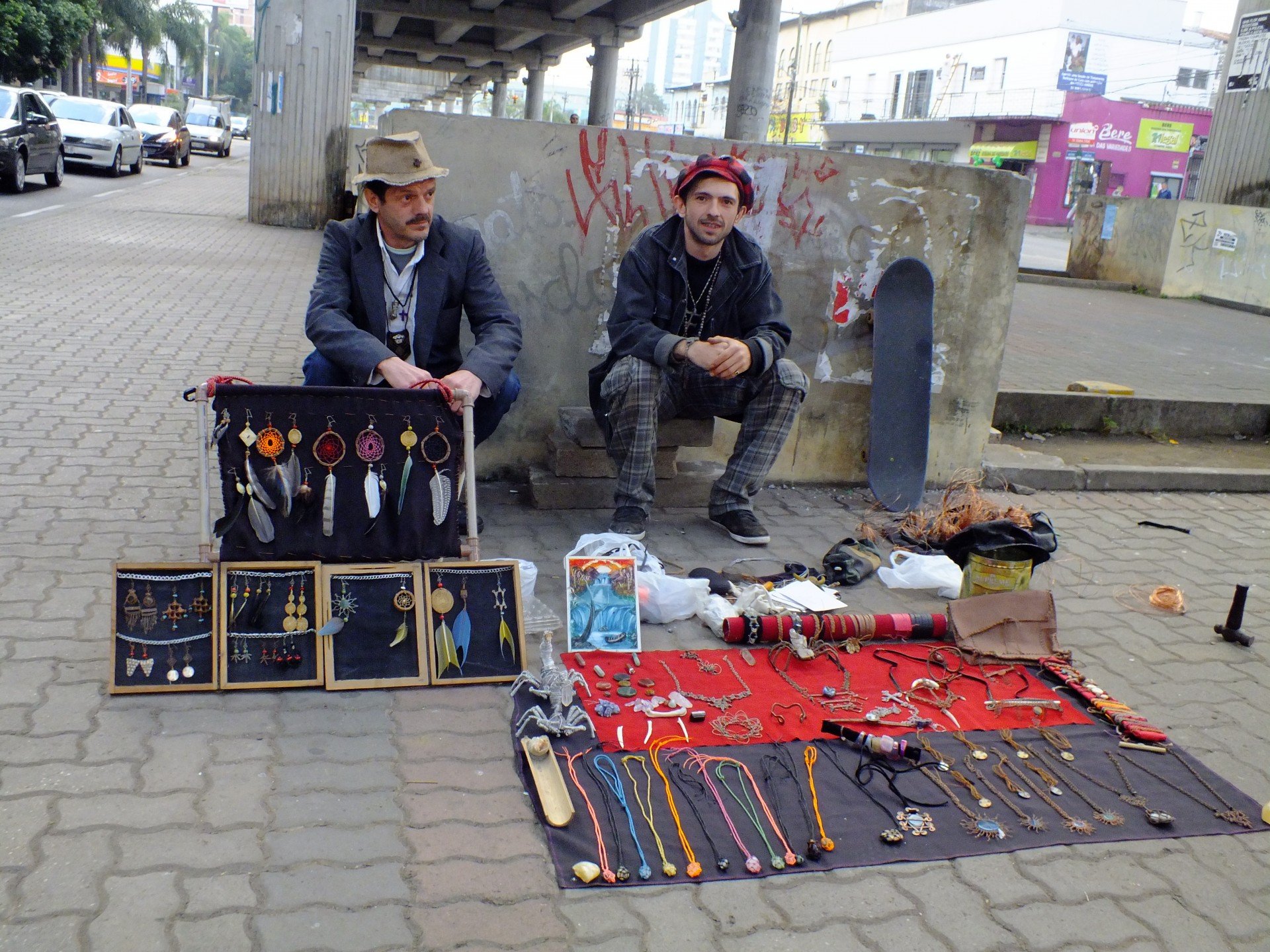 Ruas de Novo Hamburgo servem de palco para artistas Regi u00e3o Jornal NH Artesanato Em Ingles Tradução ~ Ruas de Novo Hamburgo servem de palco para artistas Regi u00e3o Jornal NH