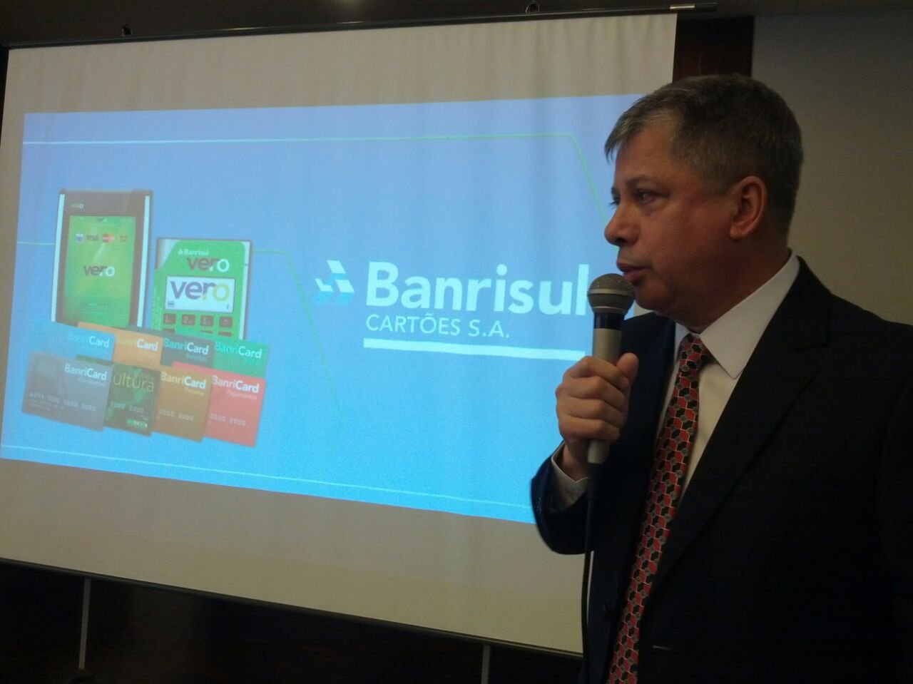 Presidente do Banrisul nega que banco será privatizado - Diário de Canoas