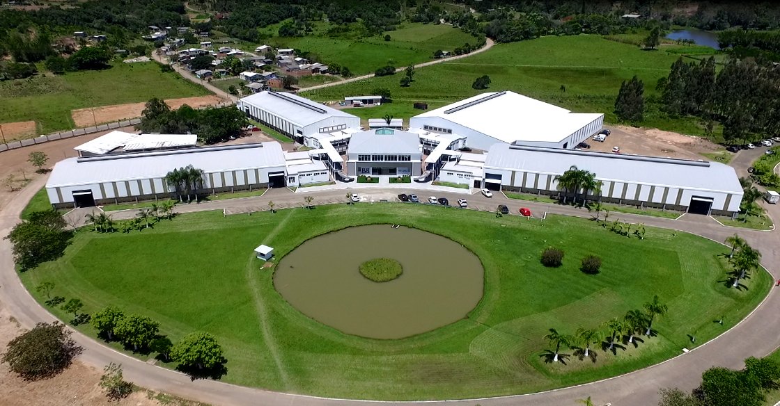 pt--\u003eVia Uno conquista mais um espaço em Paris\u003c!--:--\u003e