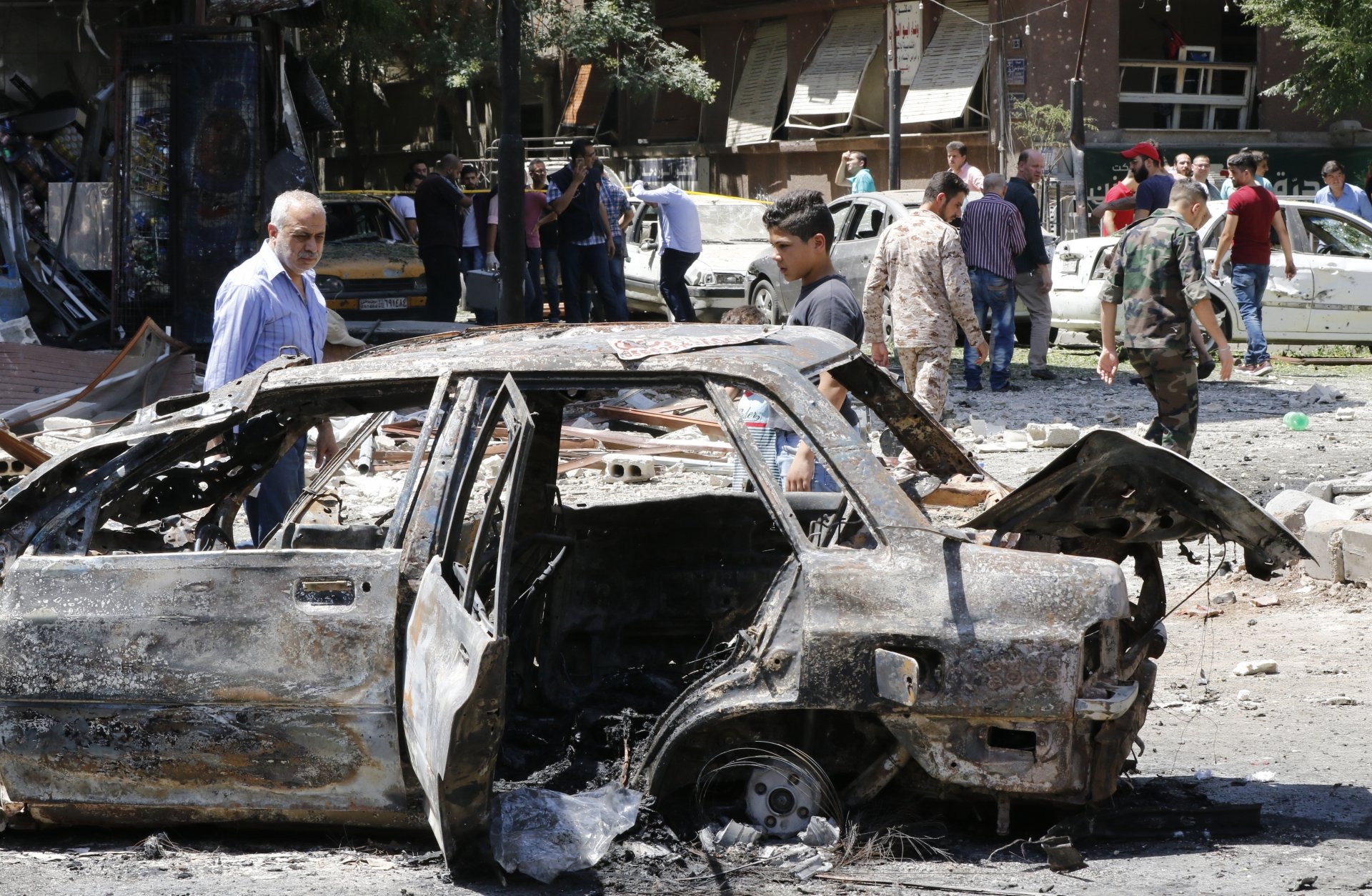 Carro bomba mata 4 na capital síria