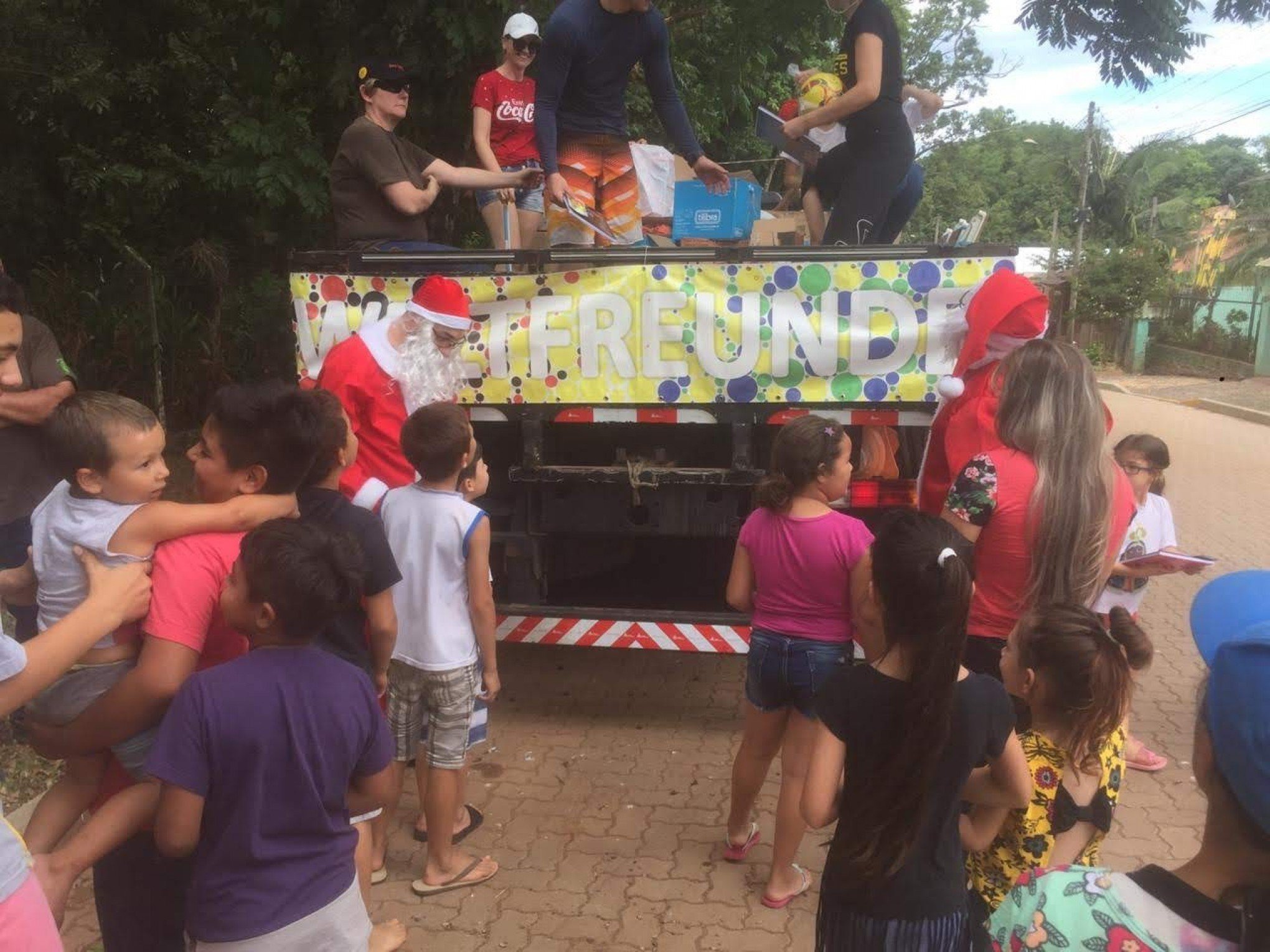 Campanha Arrecada Brinquedos Para Natal Em Ivoti Regi O Jornal Nh