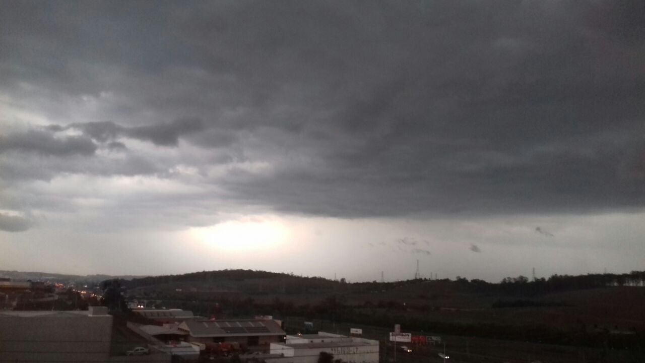 Chuva e vento vão se intensificar nesta quinta-feira pelo Rio Grande do Sul