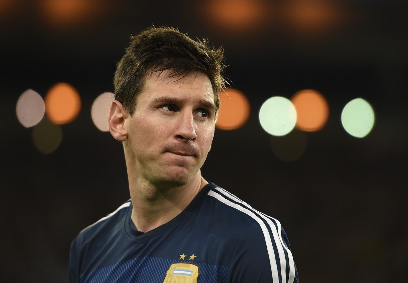 Messi sofre ameaça após tiros em mercado da família de sua mulher: 'Te esperamos'