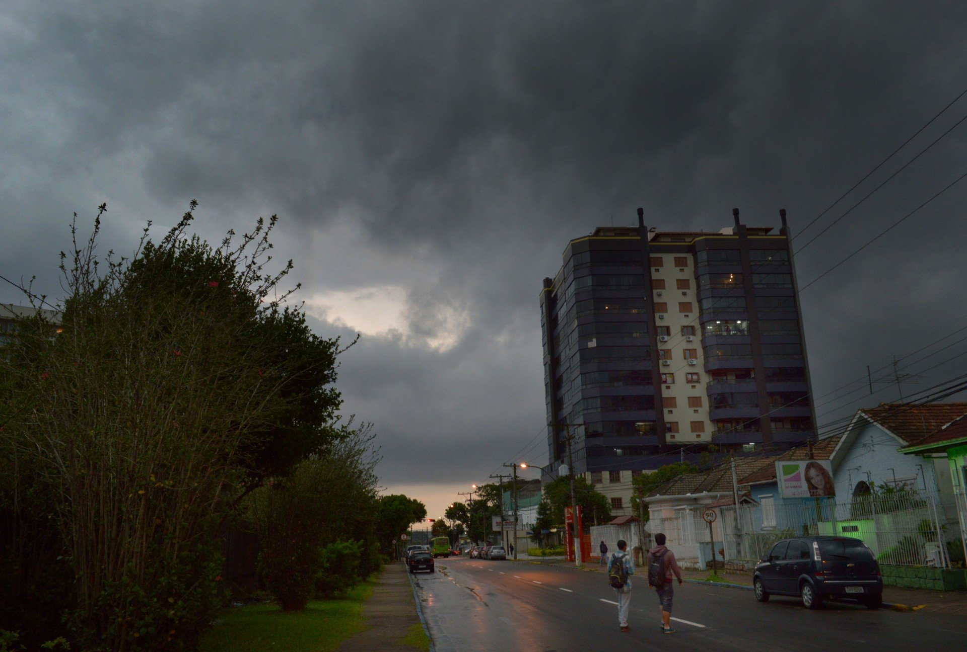 ALERTA PARA TEMPESTADE: Veja as regiões com maior risco de tempo severo hoje
