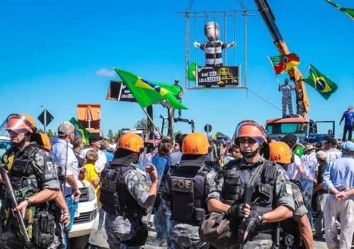 Caravana De Lula Começa Sob Forte Tensão Em Bagé Rio
