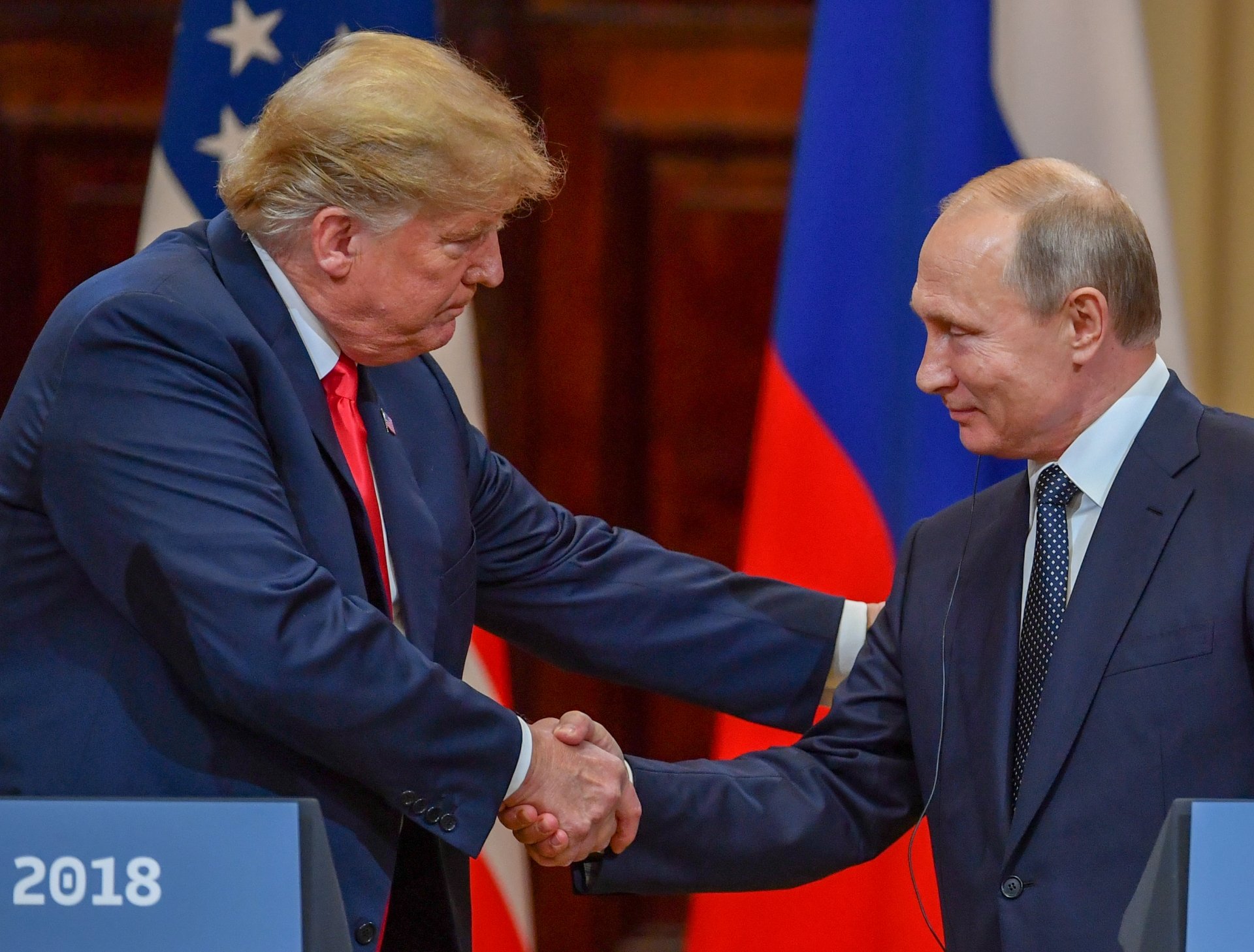 Trump diz que Putin tem prazo de "10 ou 12 dias" para concordar com cessar-fogo na Ucrânia