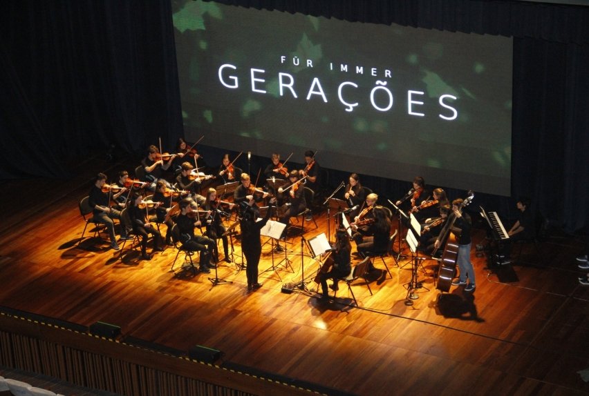  Orquestra Sinfônica Jovem do Instituto Ivoti fez abertura do evento de exibição do Für Immer - Gerações 