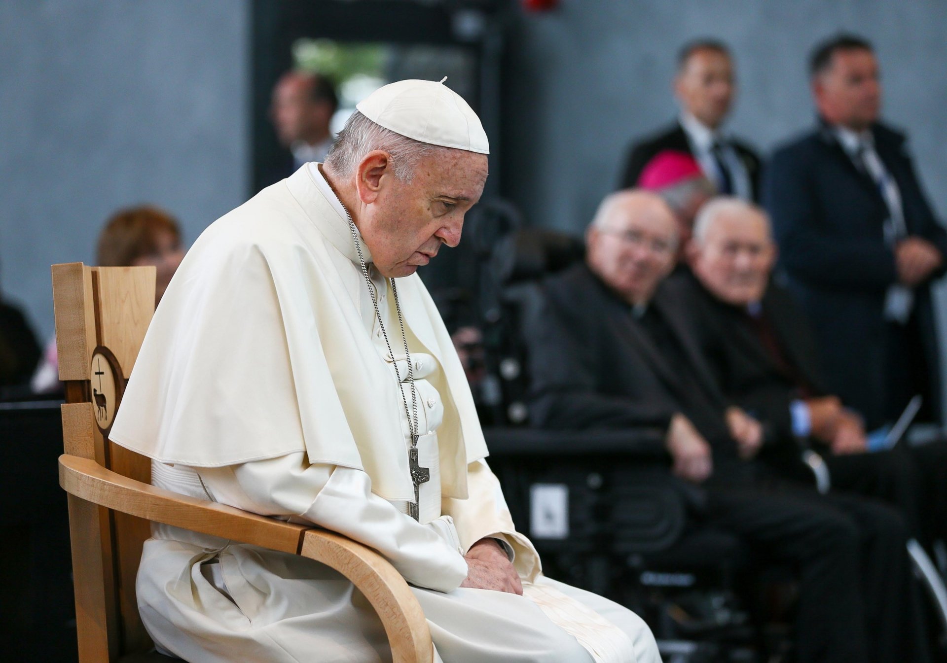 Papa Francisco volta a utilizar ventilação mecânica para dormir durante a noite