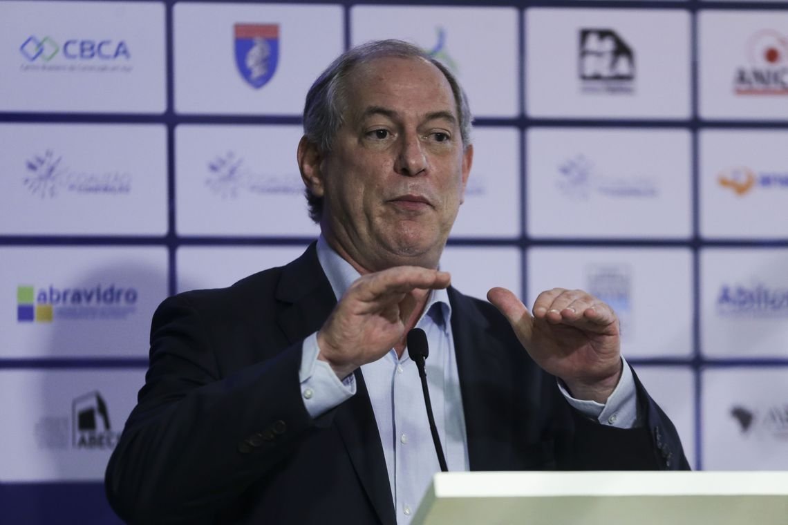 Candidato Ciro Gomes Deixa Hospital Ap S Cirurgia Elei Es Jornal Nh