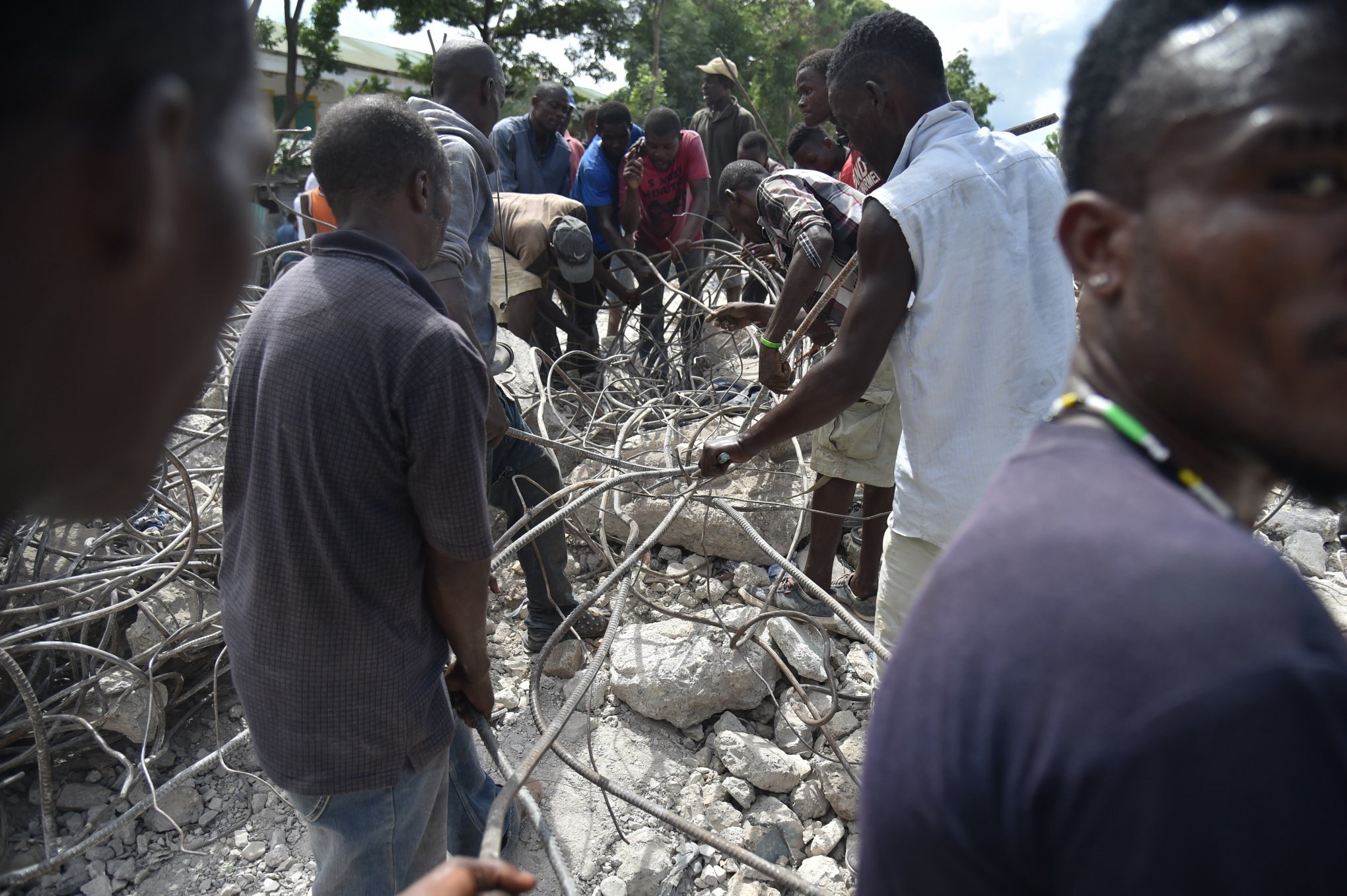Terremoto No Haiti Deixa Morto Mundo Jornal Vs