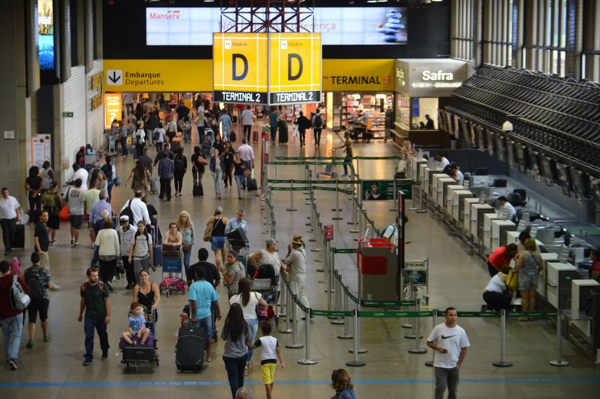 Passageiro desembarca em Guarulhos e vai para isolamento após suspeita de mpox