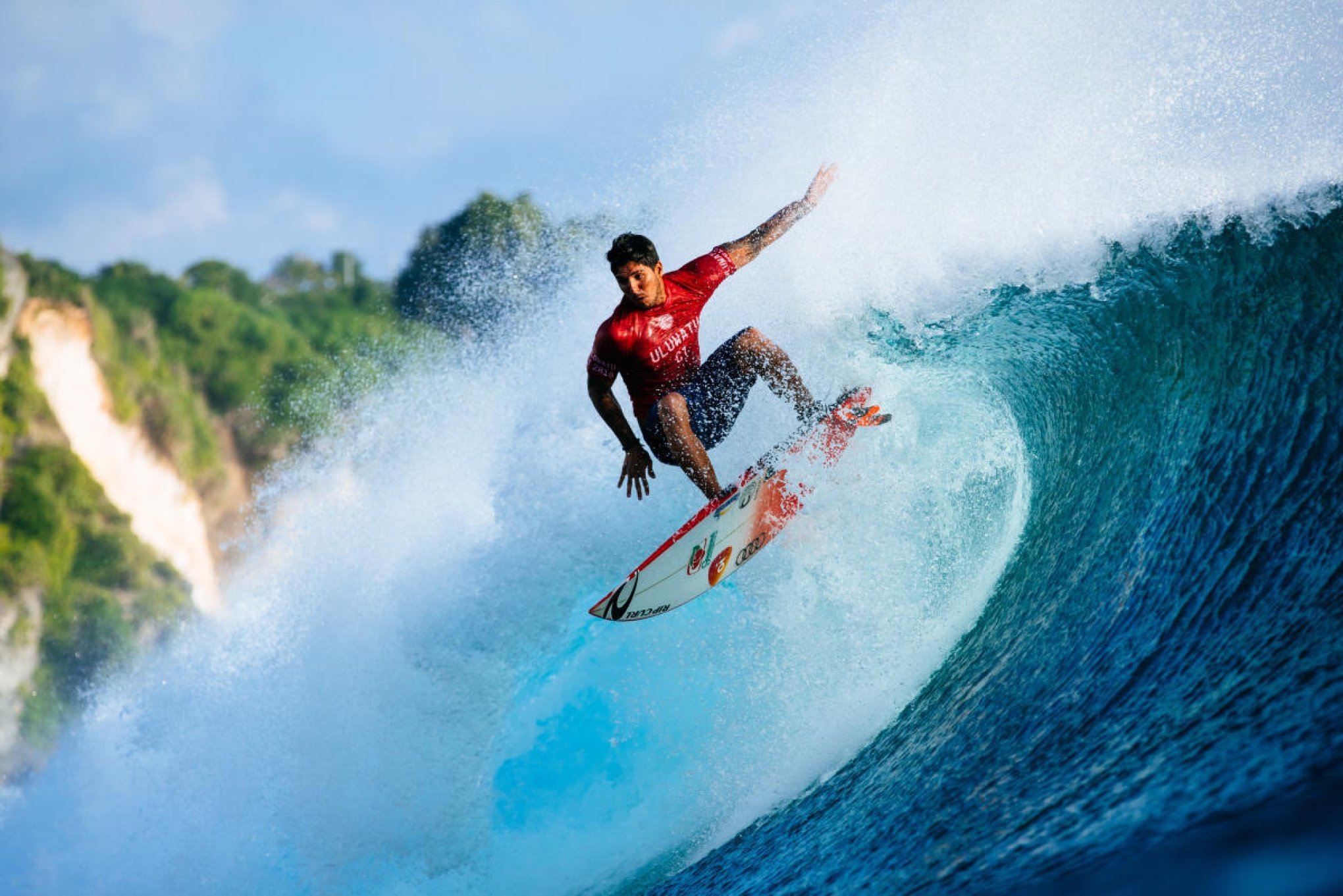 Qual é a definição de surfe?