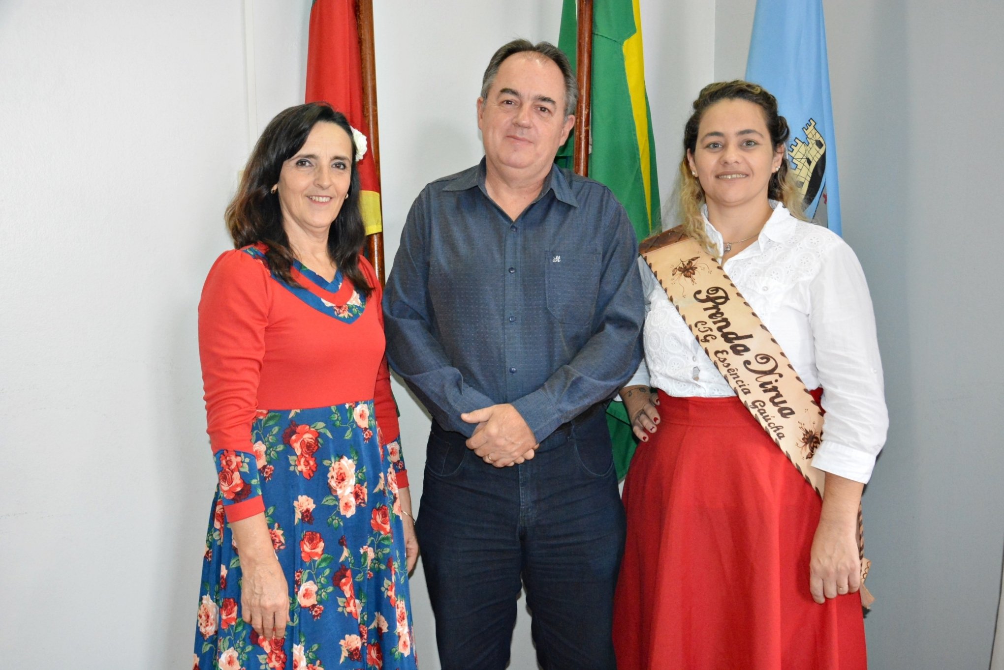  EDMEI, HÉLIO E CAROLINA