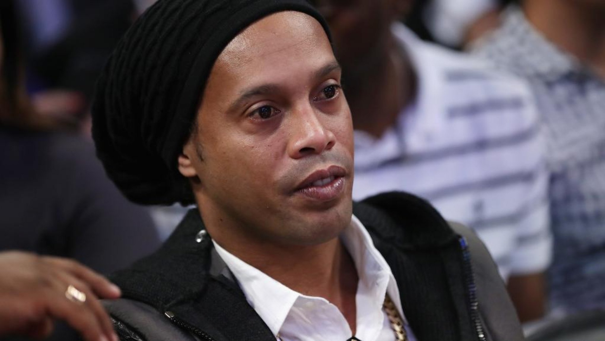 Ronaldinho abriu mão de seis voos para estar na CPI das Pirâmides; aeroporto nega cancelamentos