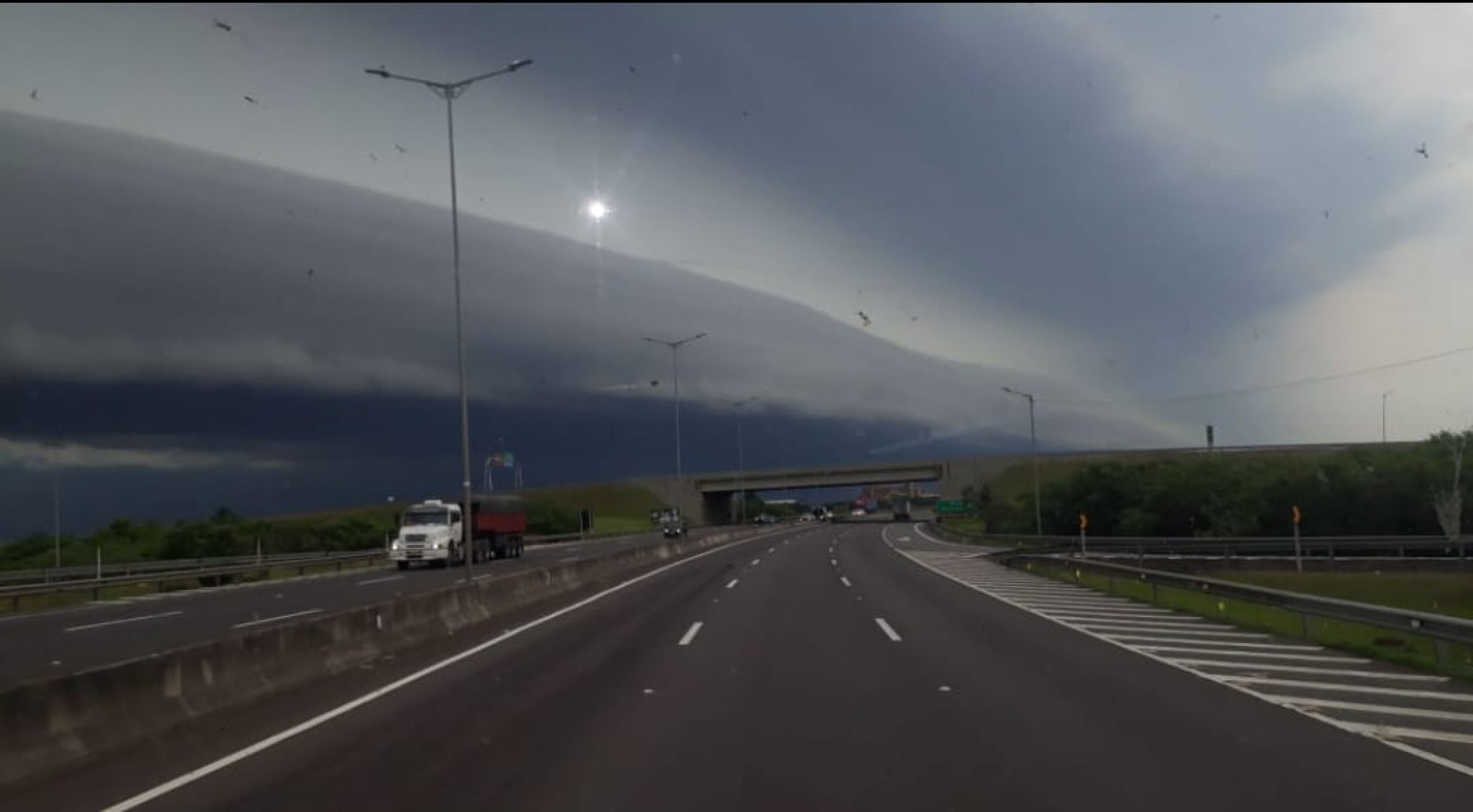 CICLONE: Chuva, temporais isolados e vento forte; veja o que esperar do tempo a cada dia desta semana