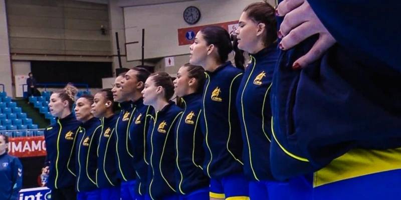 Seleção feminina perde para a Dinamarca e está eliminada ...