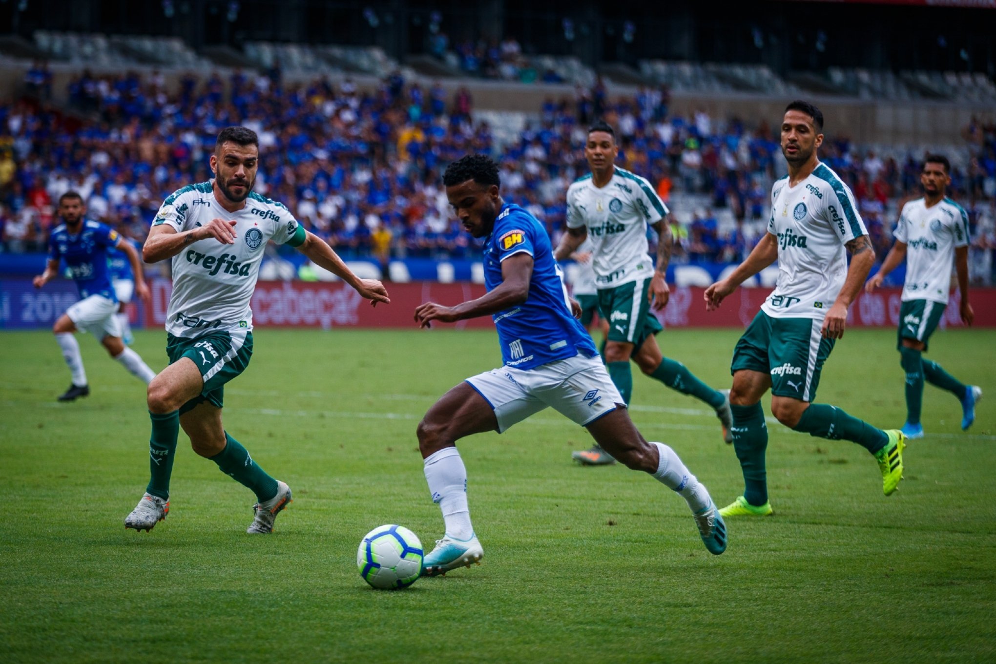 Cruzeiro despenca para o 15º lugar e cola na zona de rebaixamento