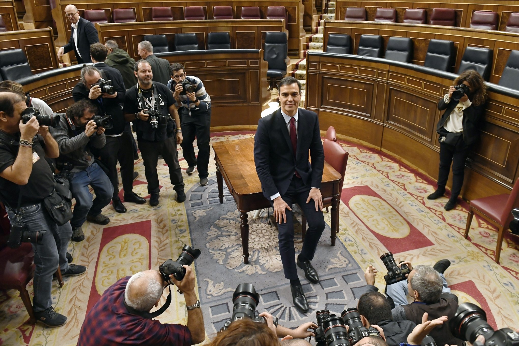 Por que premiê da Espanha decidiu dissolver o Parlamento e convocar novas eleições