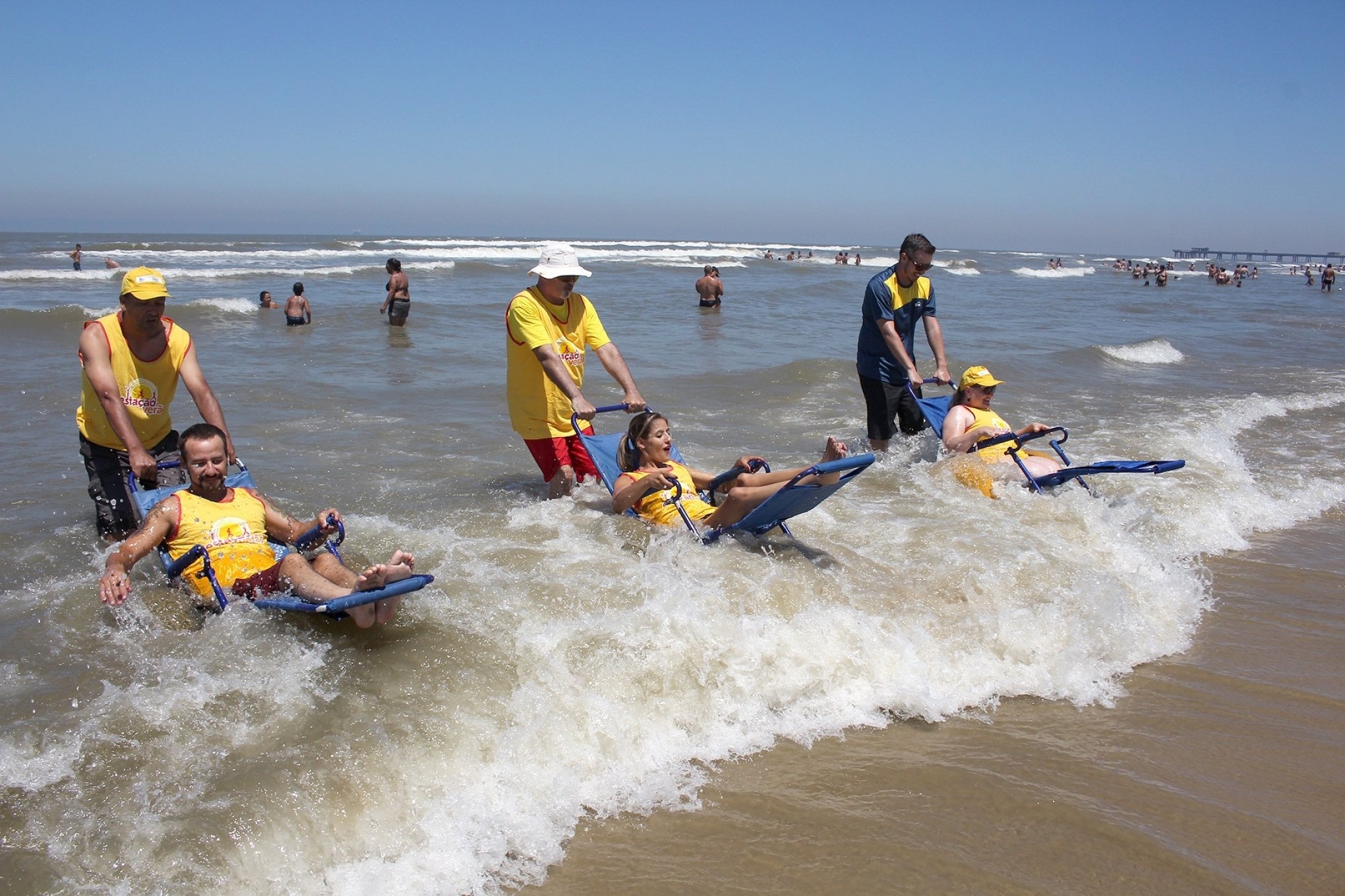 Capao Da Canoa Tera Programacao Especial Para Pessoas Com Deficiencia Na Praia Regiao Diario De Canoas