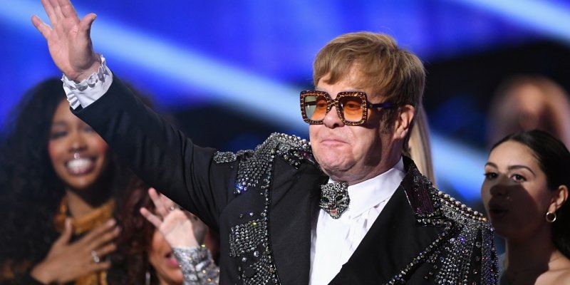 Cantor inglês Elton John | abc+