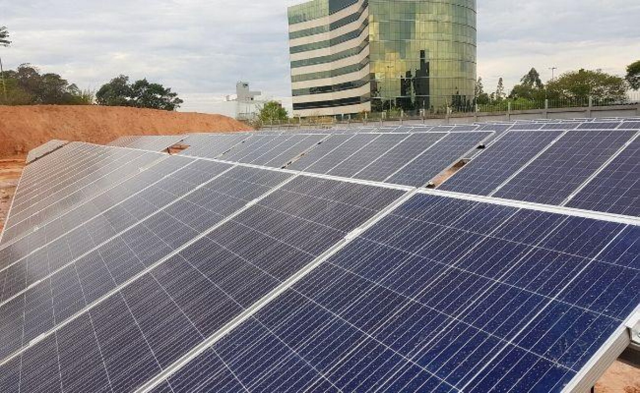 Prefeitura de Novo Hamburgo terá geração de energia a partir de placas solares