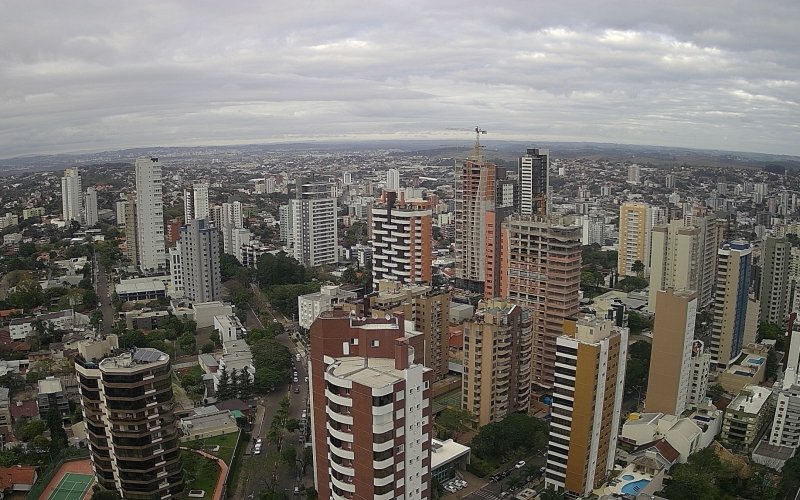 PREVISÃO DO TEMPO: Semana que começa com calor terminará com mínimas próximas de 0°C no Rio Grande do Sul | abc+