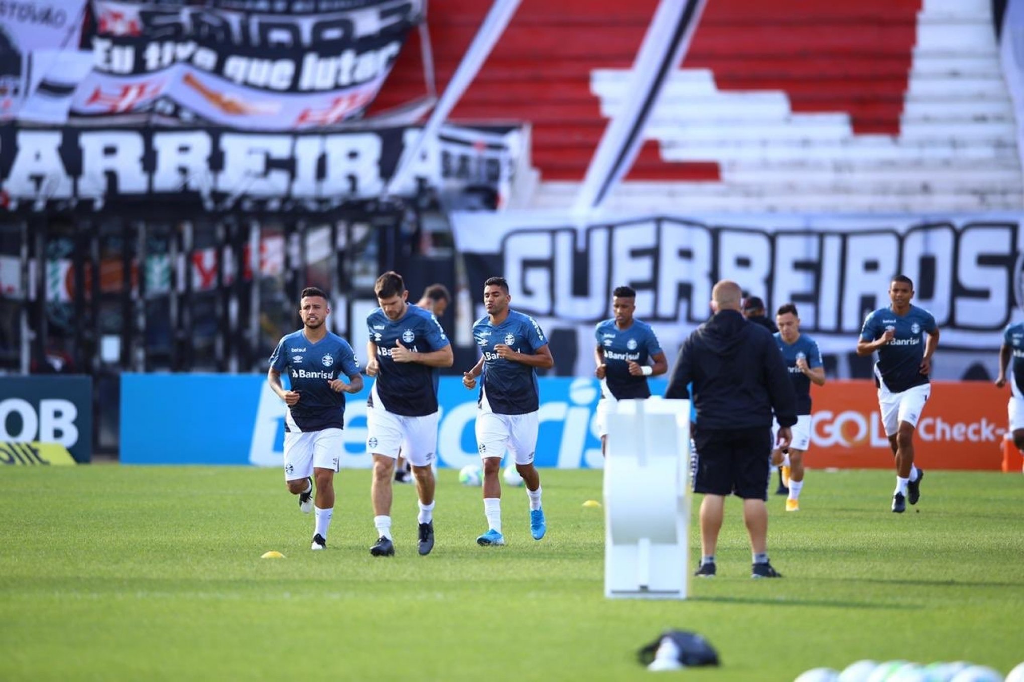 Inter empata o jogo com o Grêmio, agora 1 a 1 na Arena pelo Brasileirão -  Esportes - Diário de Canoas