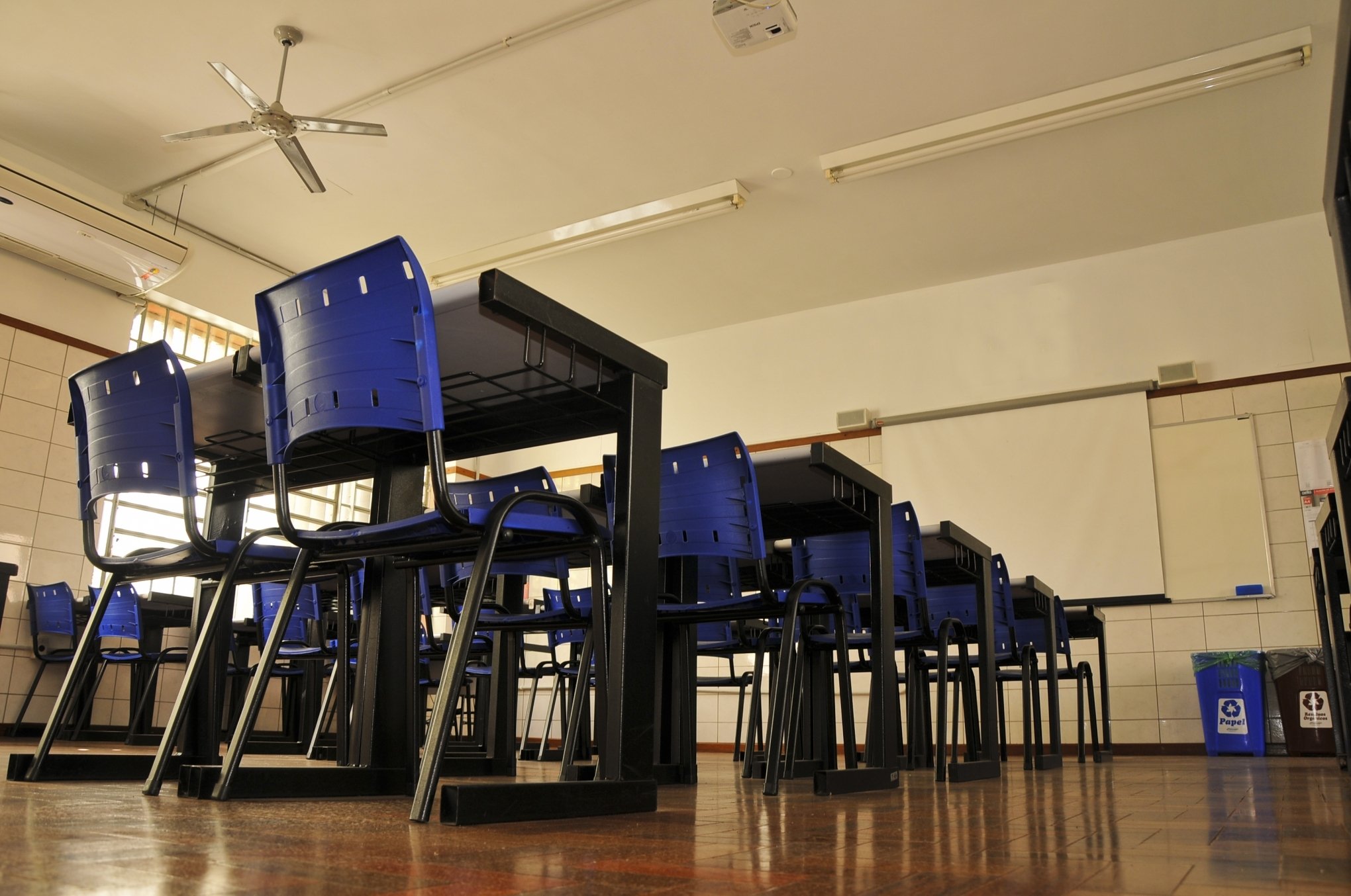 Escolas estaduais não terão aulas nesta segunda-feira, afirma governo do RS