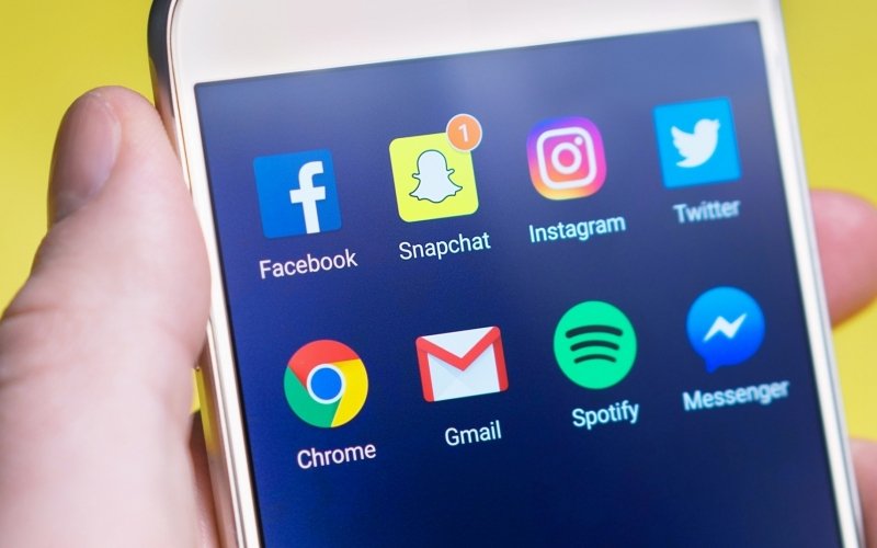 STF decidiu que plataformas que operam as redes sociais devem ser responsabilizadas pelas postagens ilegais feitas por usuários | abc+