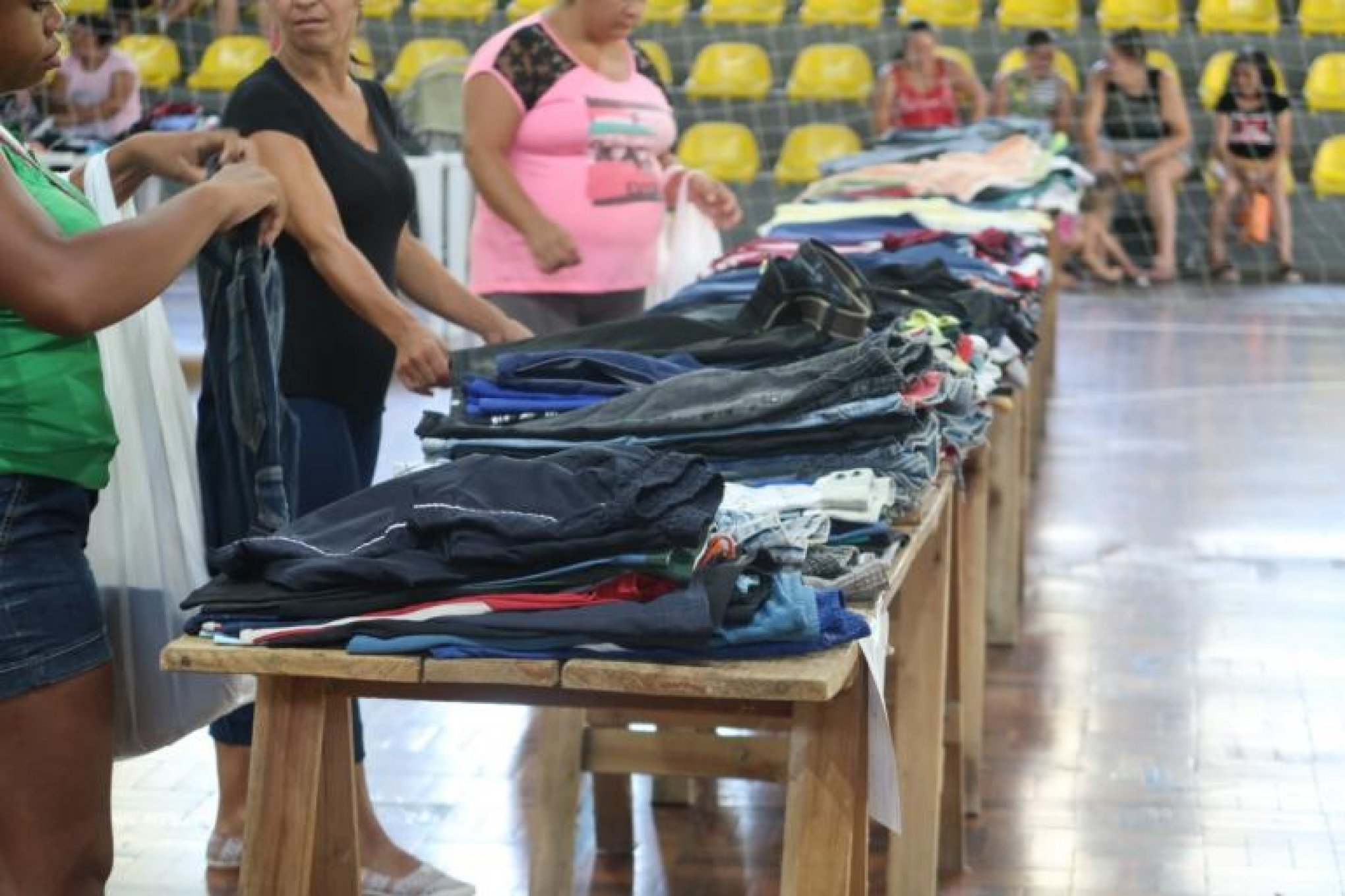Distribuição de roupas vai beneficiar famílias de Campo Bom