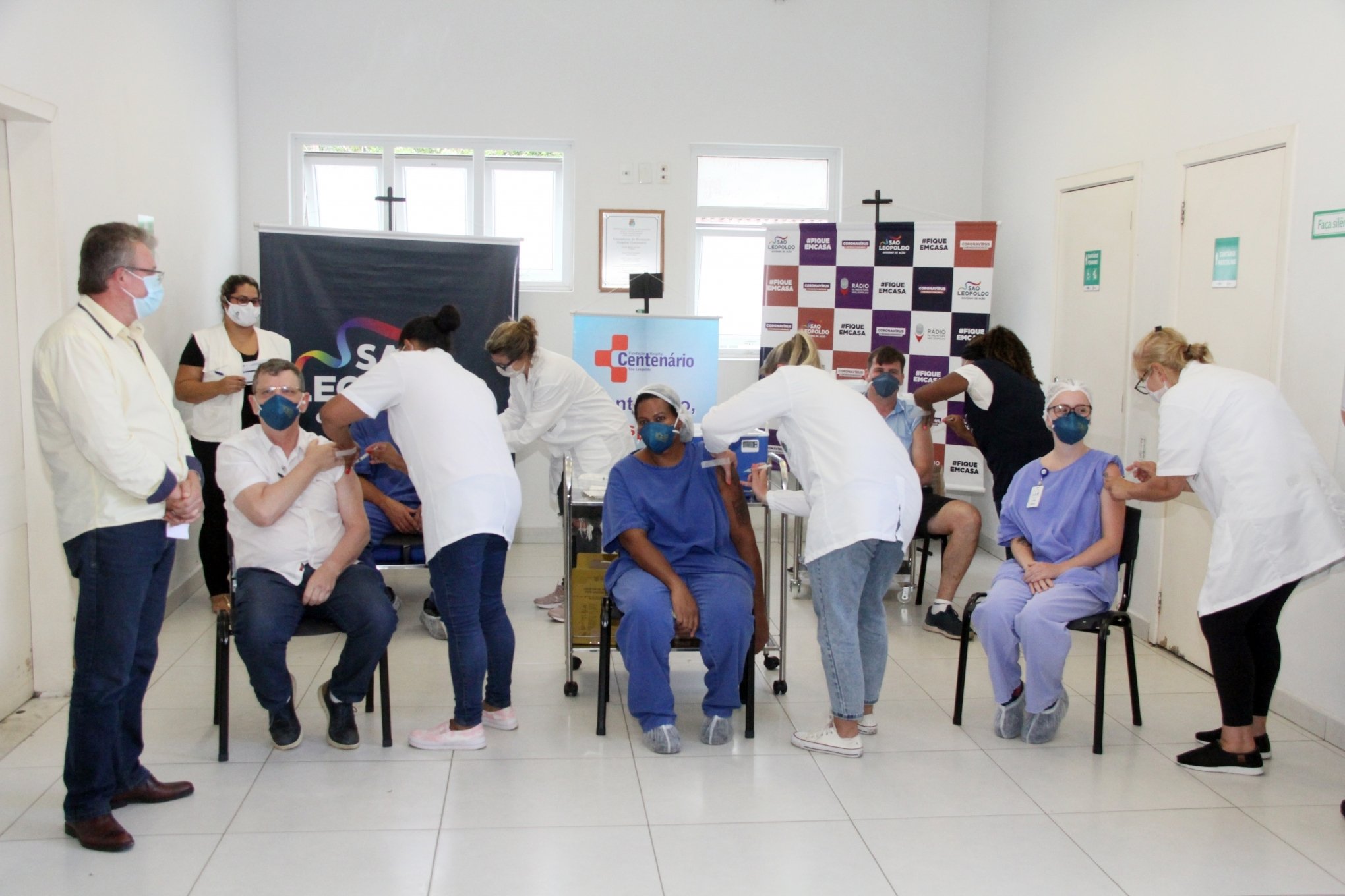 Aplicação da vacina contra a Covid-19 completa 2 anos em São Leopoldo
