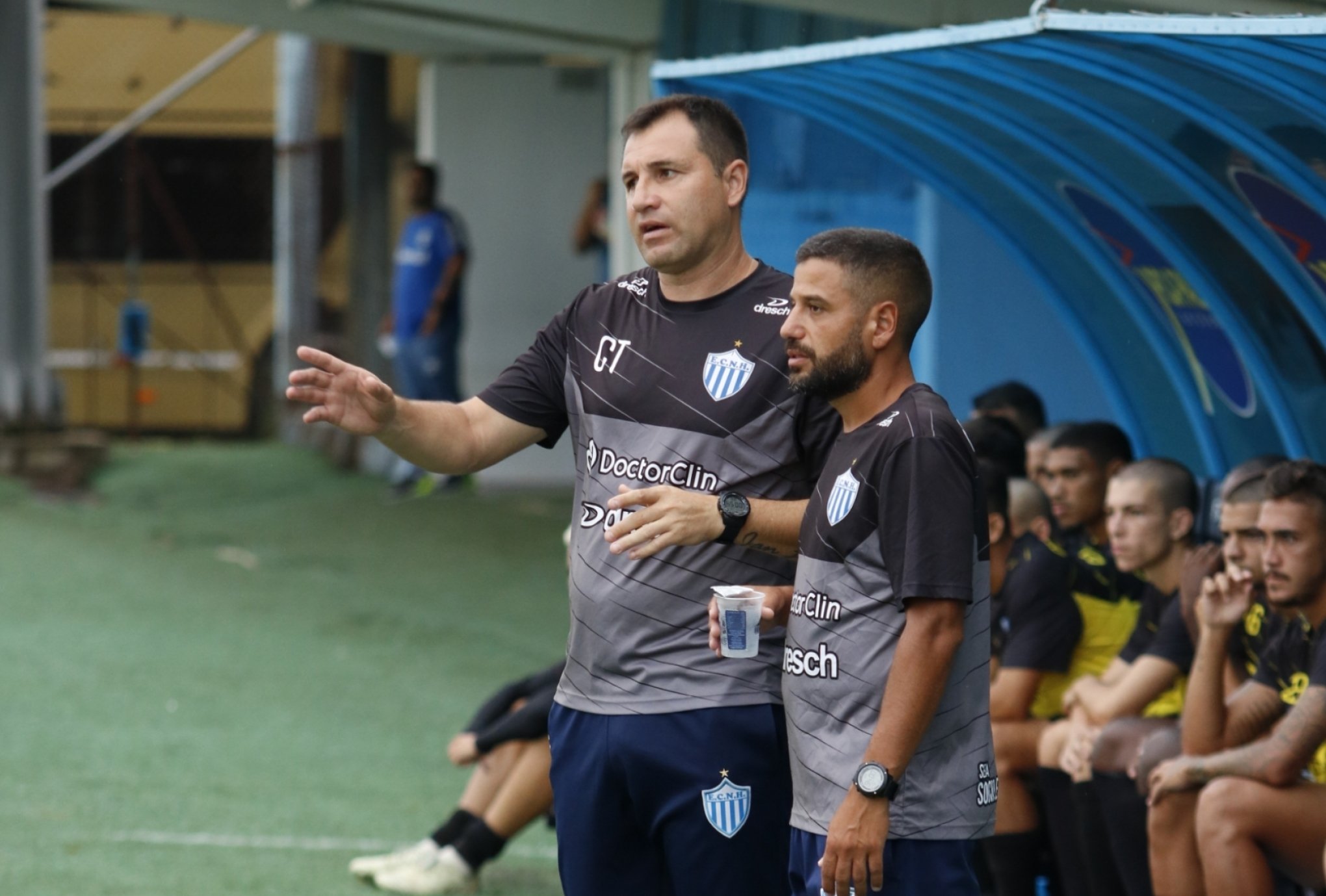 Grêmio goleia Novo Hamburgo em jogo-treino