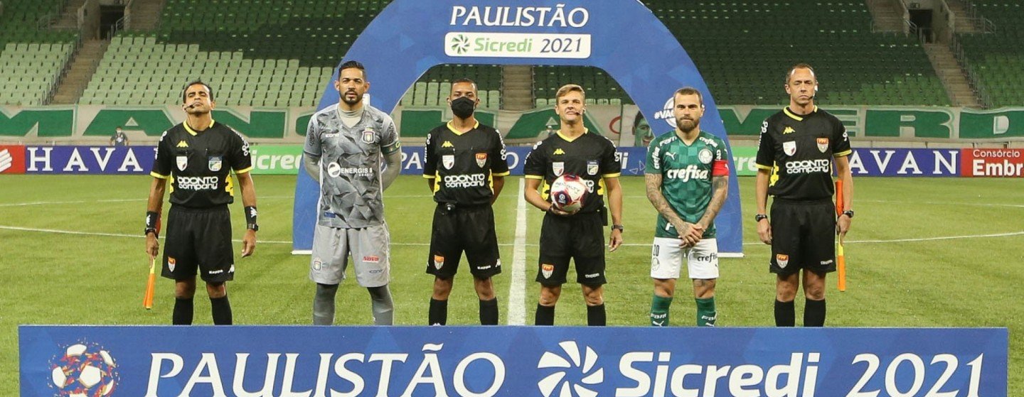 Partidas de futebol poderão ser interrompidas em Curitiba