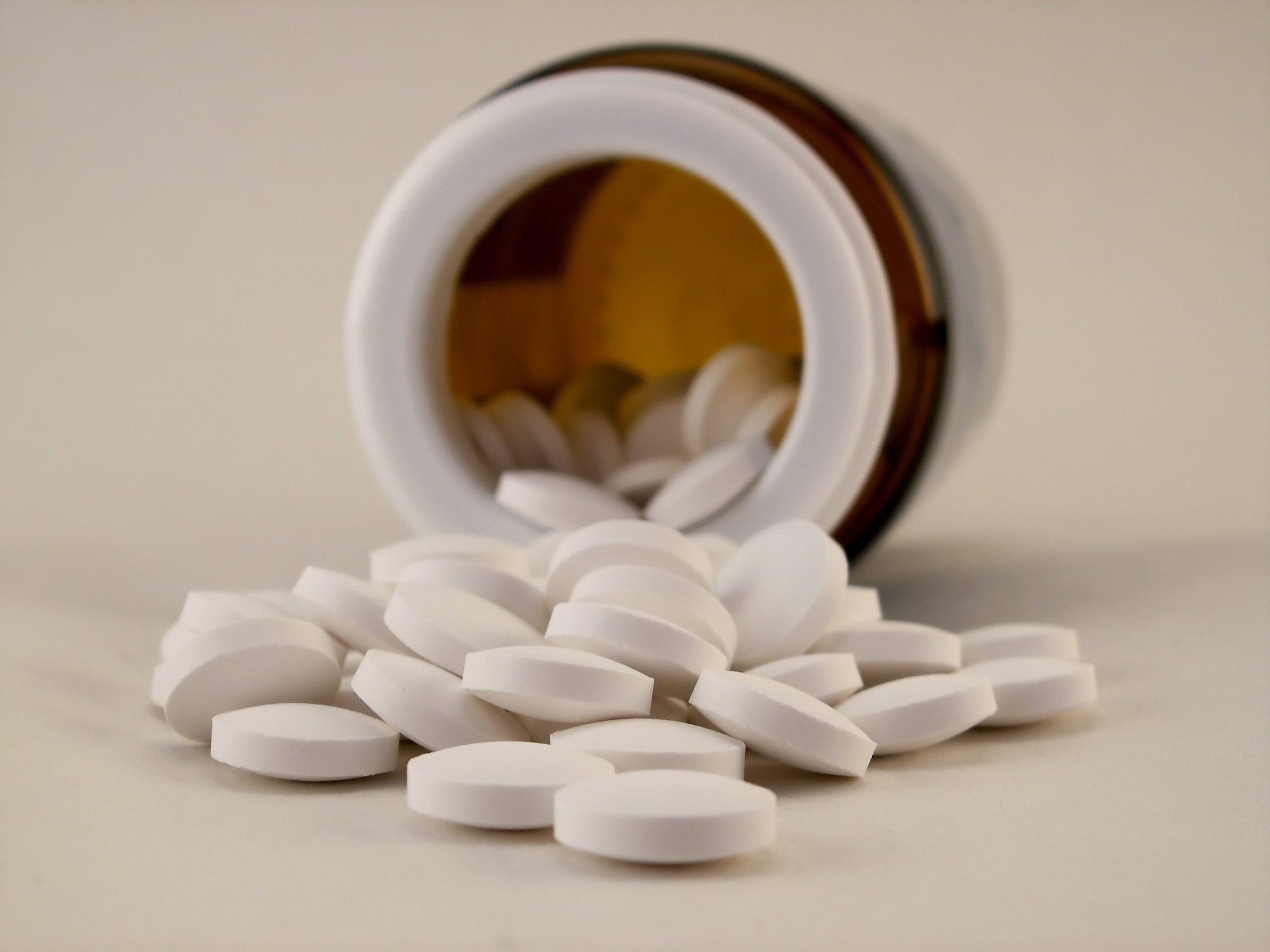 FENTANIL: O que é a droga que transforma usuários em "zumbis" e mata milhares por overdose