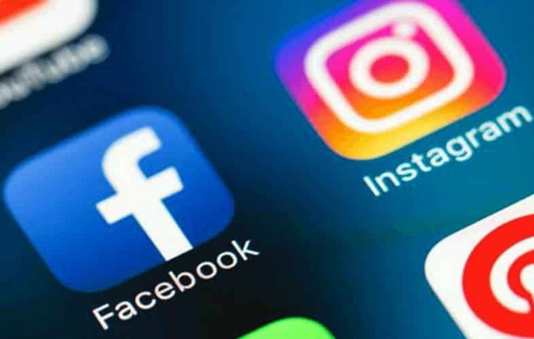 Dona do Facebook, Instagram e WhatsApp é multada na Europa por violar dados