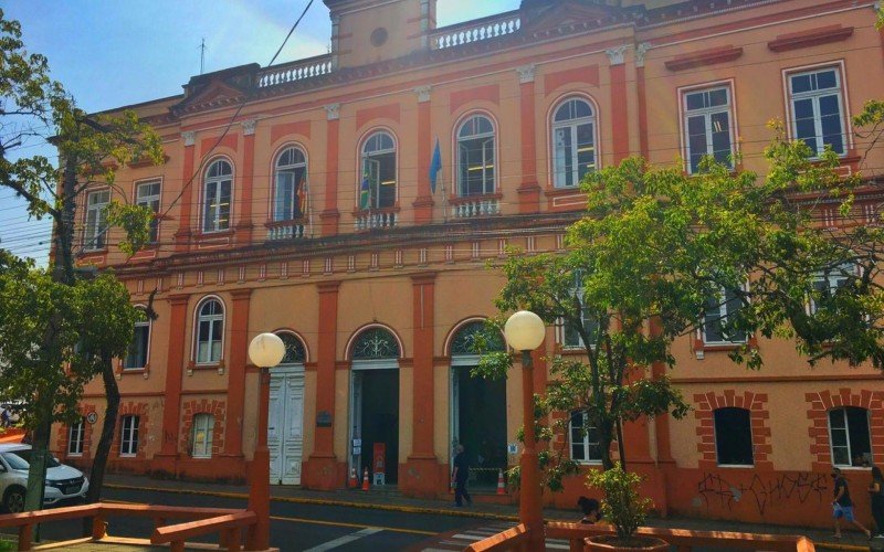 Palácio Municipal Diniz Martins Rangel, prédio que é a Prefeitura de Taquara | abc+
