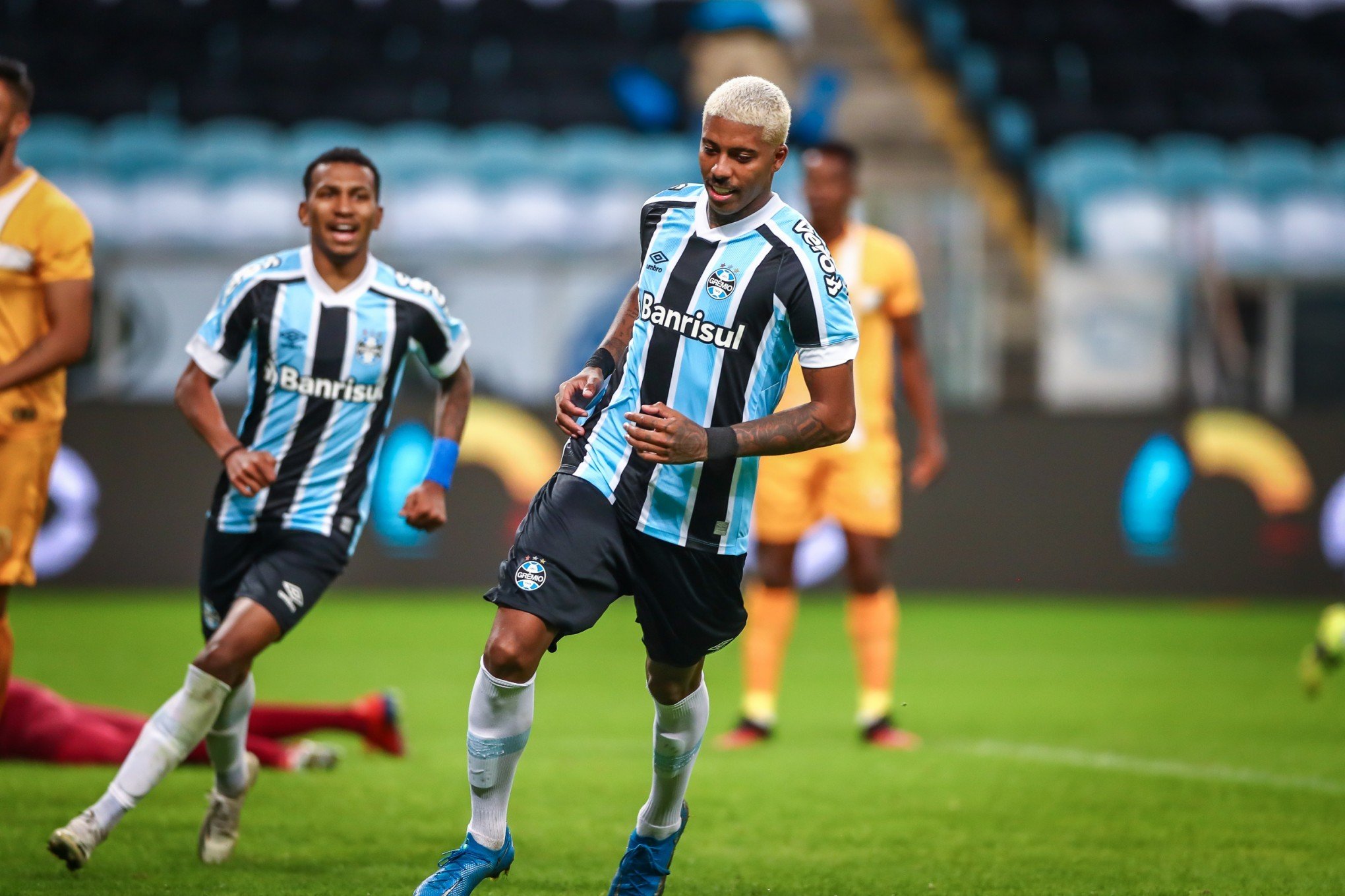 Time feminino do Grêmio vence o primeiro jogo no Brasileirão - Grêmio -  Diário de Canoas