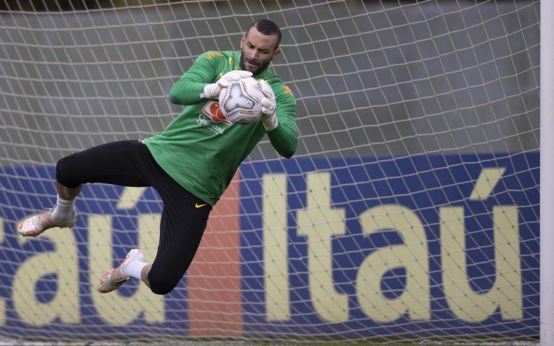 Grêmio encaminha a contratação do goleiro Weverton | abc+