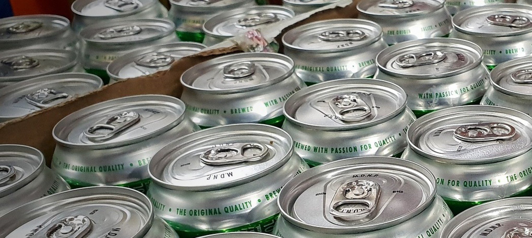 Cerveja em lata é boa? - Vimarsana News