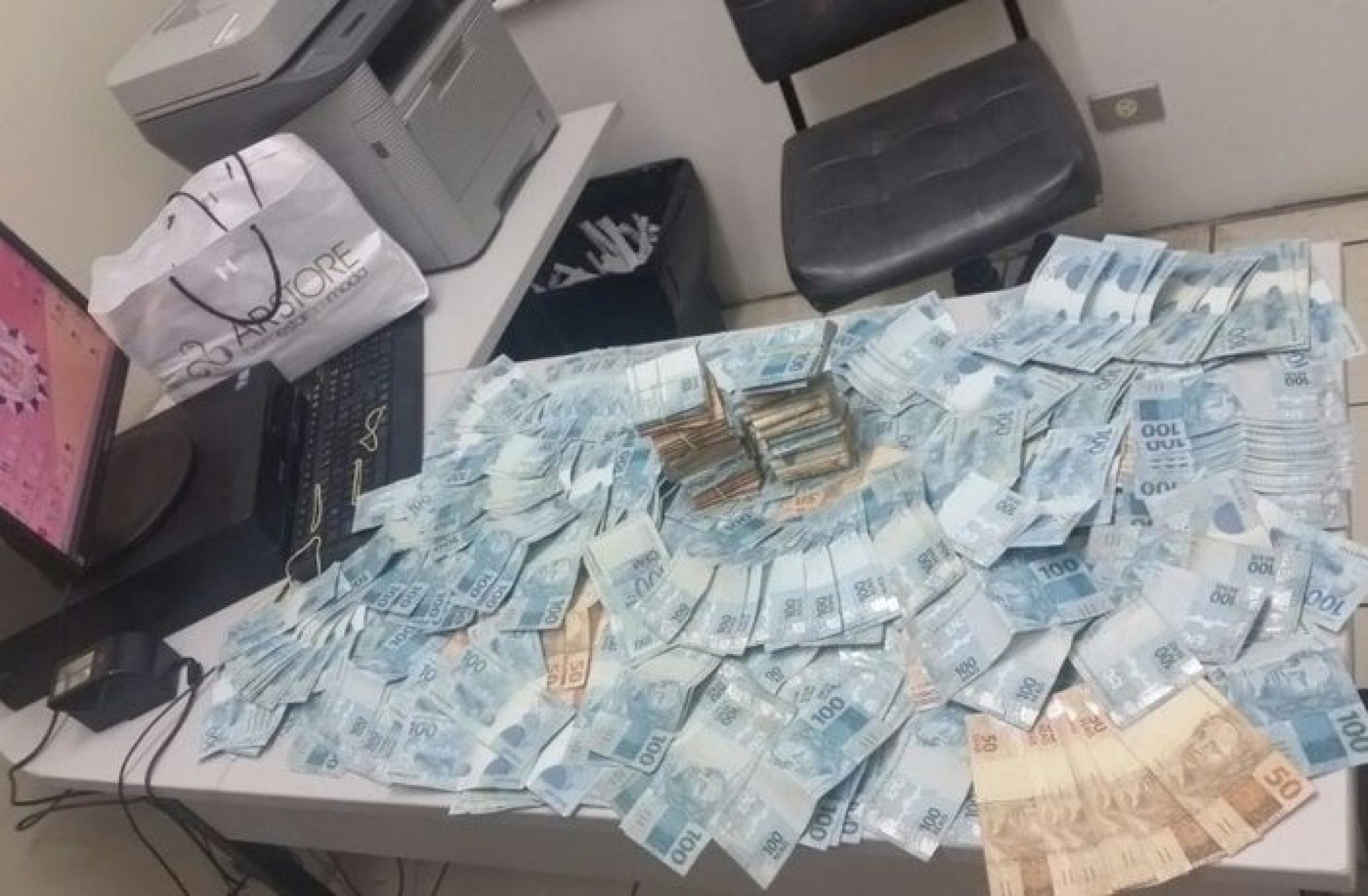 Advogada é condenada por extorquir prefeito no Vale do Paranhana - Vimarsana News