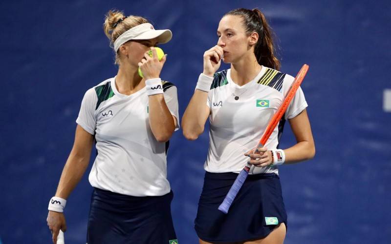 Laura Pigossi e Luisa Stefani perdem semifinal no tênis e ...