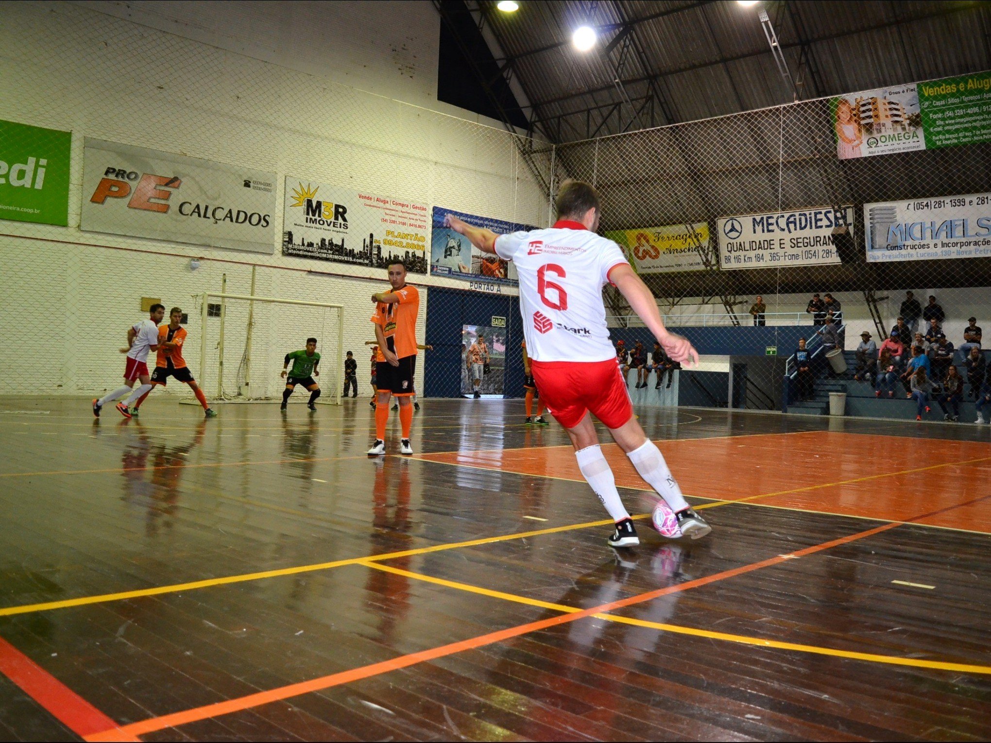 Campeonato de Futsal da Segunda Divisão de Presidente Lucena chega